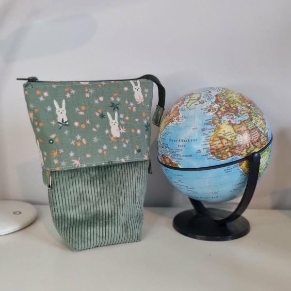 Lapin vert fermée Trousse pot à crayon