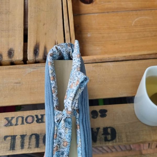 tranche bleu Pochette livre de poche velours bleu